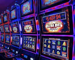 fendi platform interface showing sports betting and live casino games